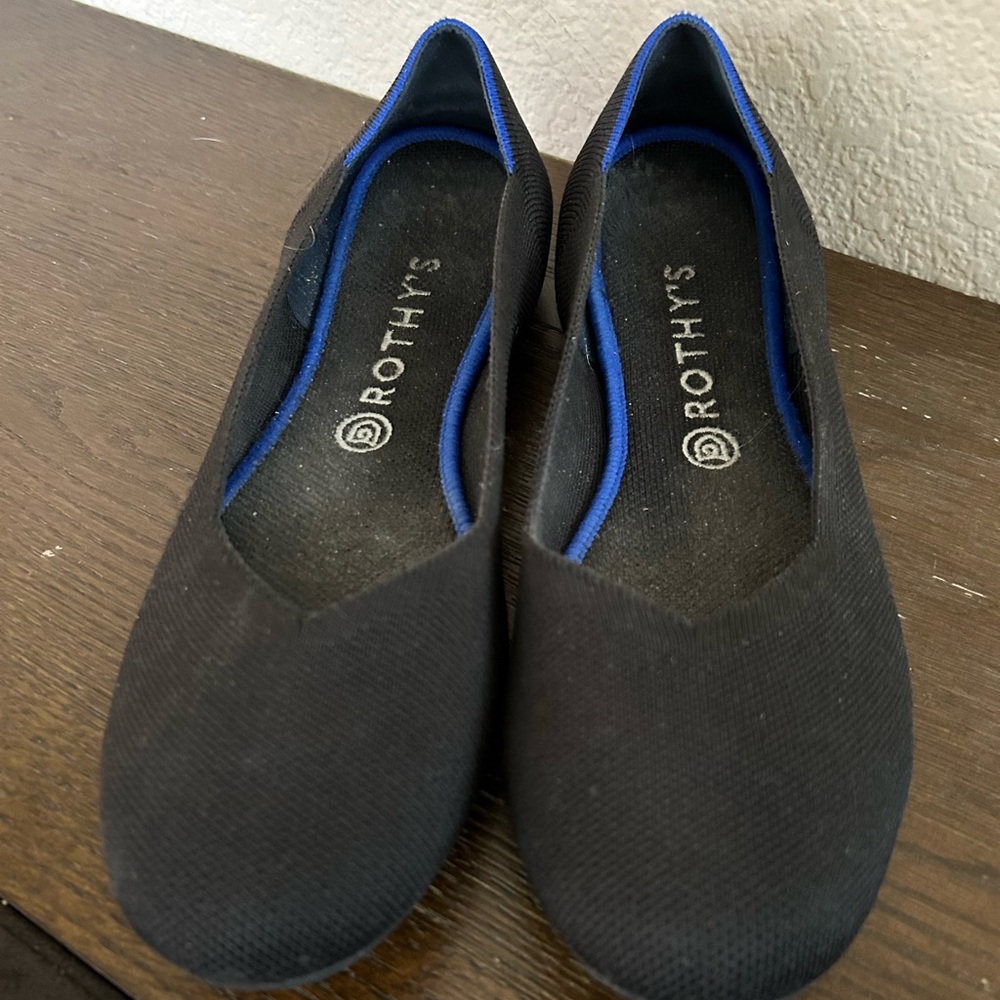 GUC size 11 Rothy’s